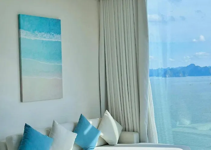 Căn hộ A La Carte View Trực Diện Biển Seafront 正面海景 Hạ Long